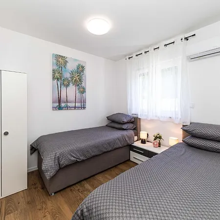 Vakantiehuis Cozy In *